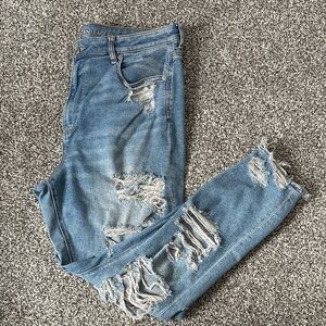 American Eagle Outfitters Women's Ripped Light Blue Stretch Skinny Jeans